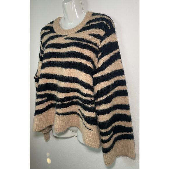 Madewell Women's Shrunken Crewneck Pullover Sweater W/ Tiger Stripes Size Large - Picture 4 of 8